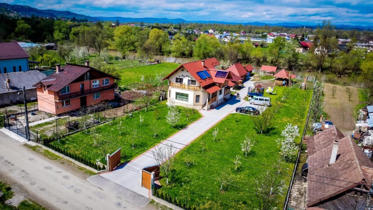 Casa Nely Hotel Máramarossziget Kültér fotó
