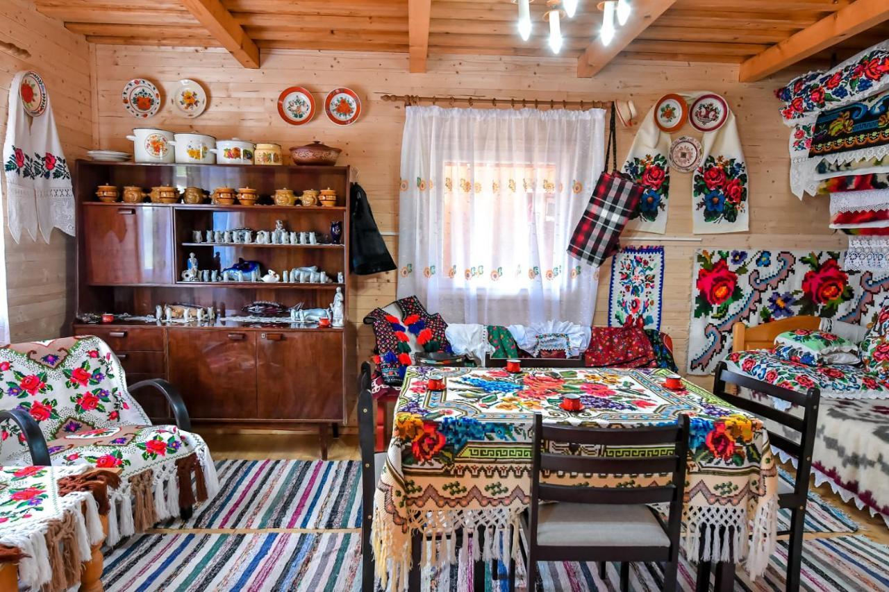 Casa Nely Hotel Máramarossziget Kültér fotó