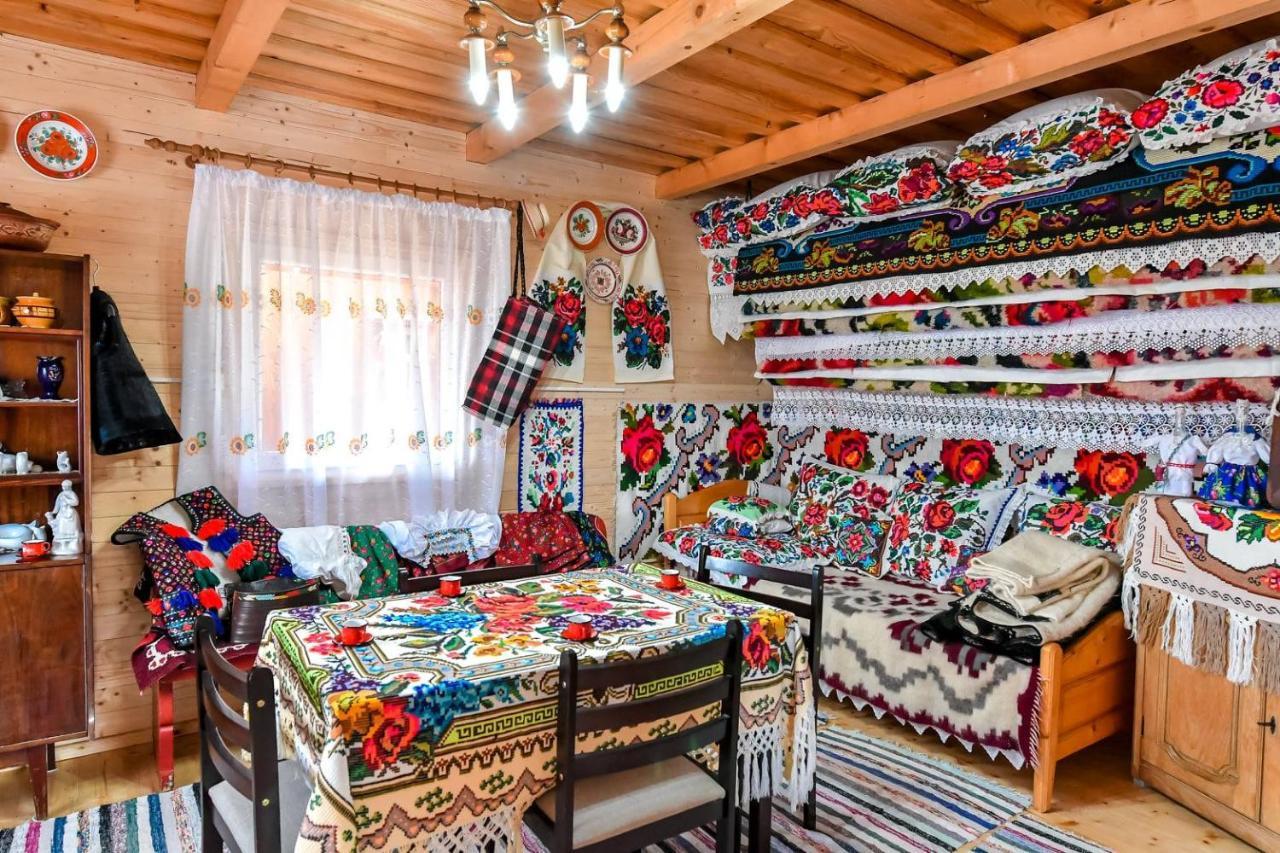 Casa Nely Hotel Máramarossziget Kültér fotó